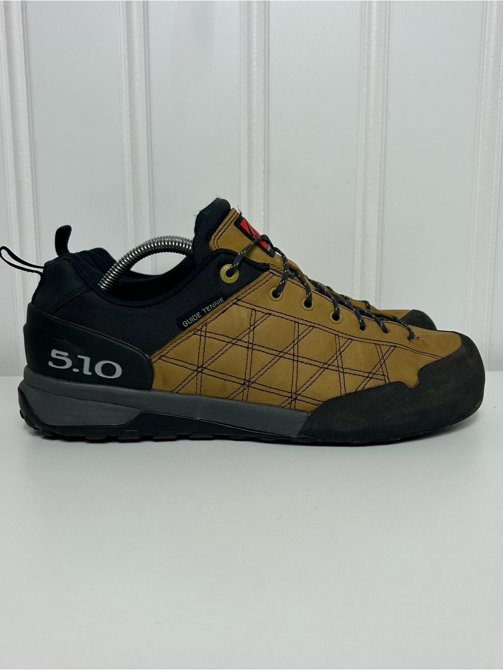 Five ten 5.10 guide Tennie climbing shoes canvas tan black quilt lace men’s 11